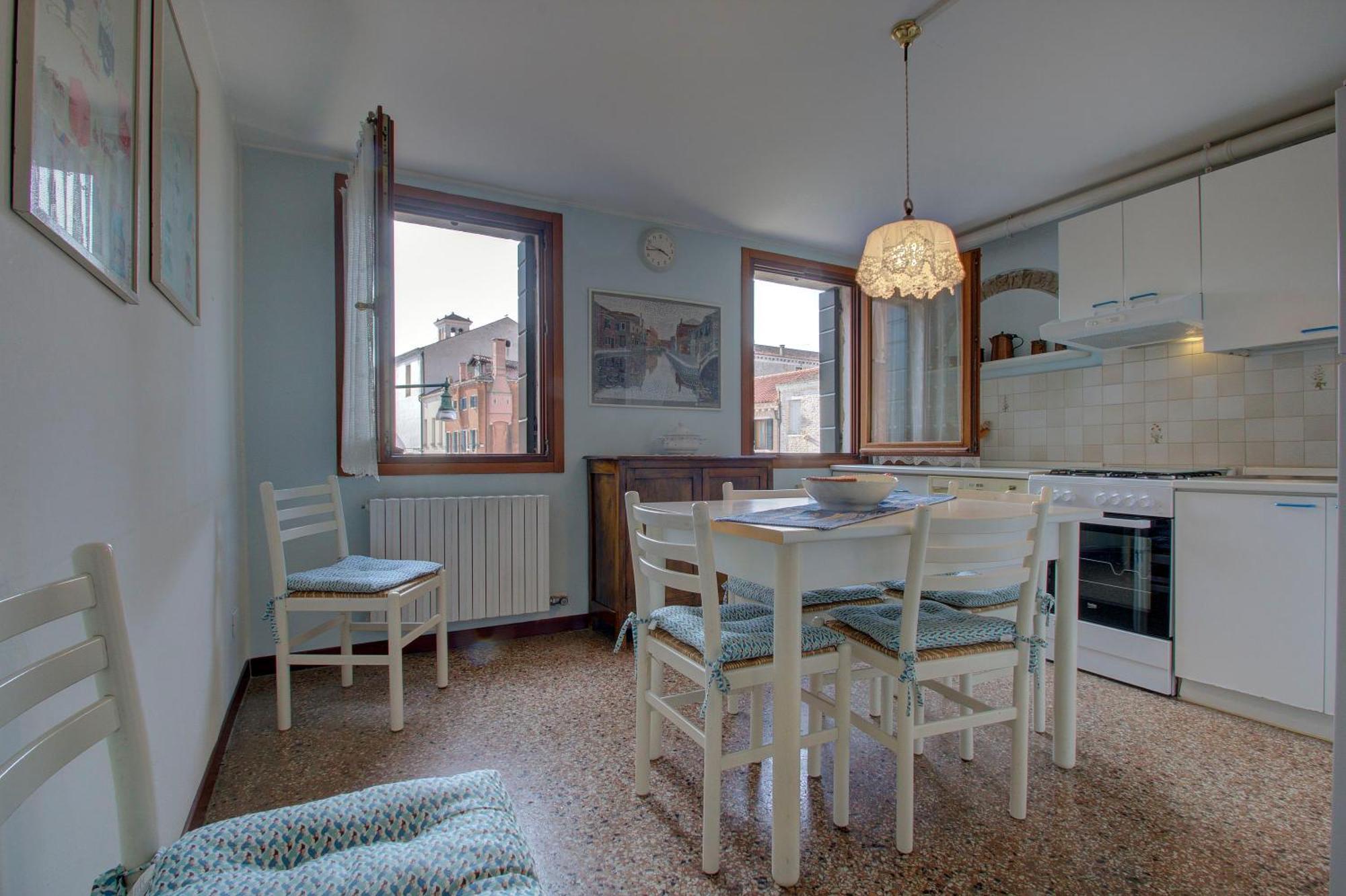 Cross-Canal Set Venice Luaran gambar